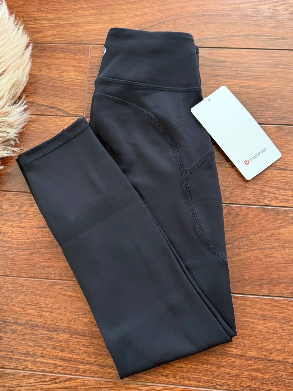 Lululemon size 4 invigorate tight 23” black NWT